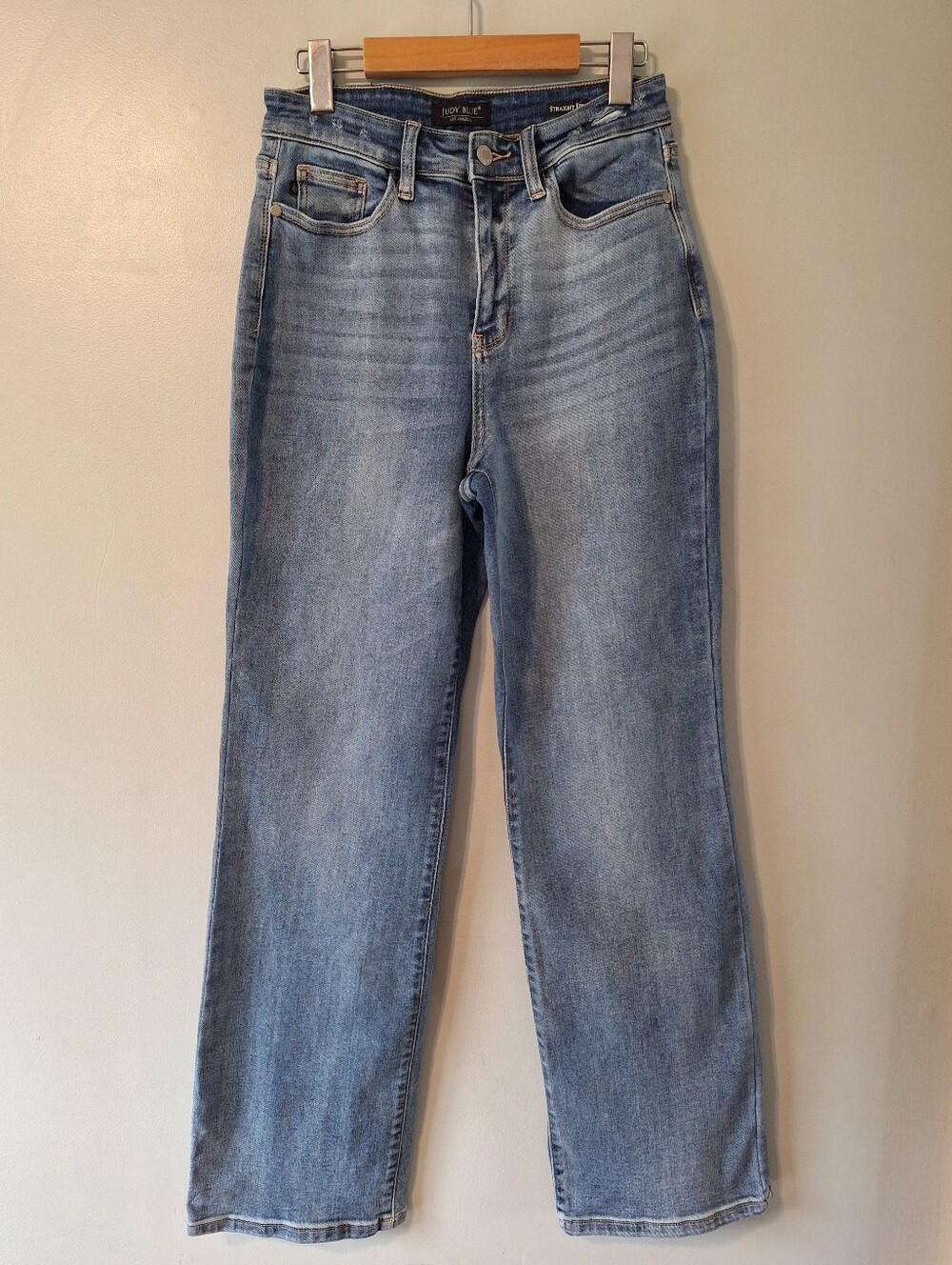Judy Blue Light Blue Straight Leg Jeans - 7/28